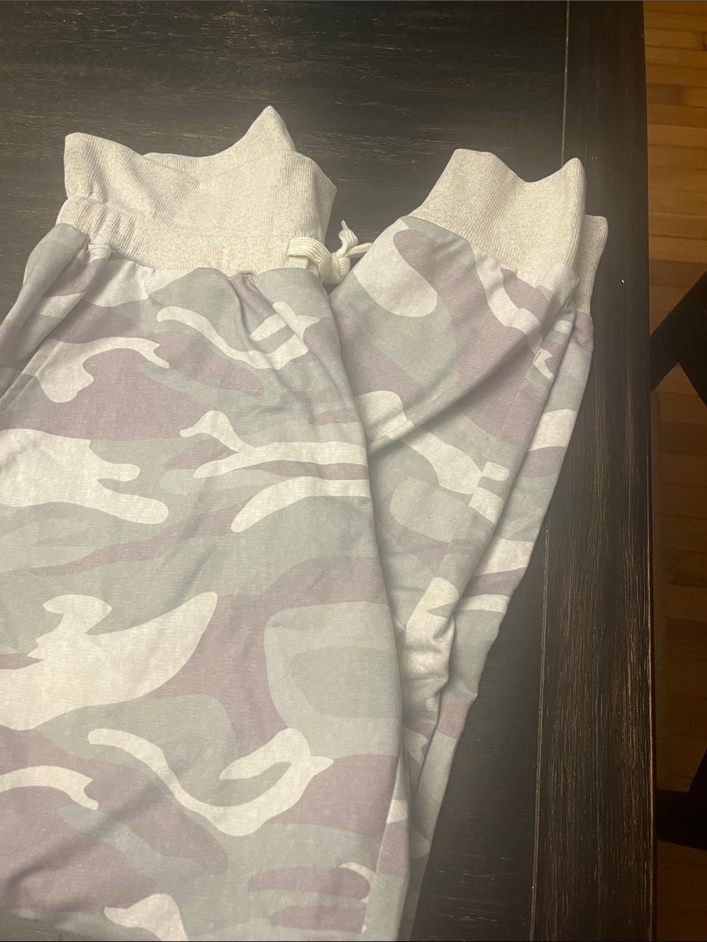 Source Unknown women’s  Camo Joggers - Light Gray & brown